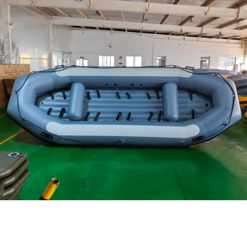 Professionelles Inflatable Wildwasser-Raft 9-17 Personen Flussboot für Wasseraktivitäten