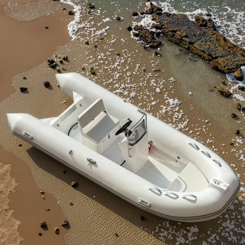 Bateau RIB 390 coque rigide en Hypalon gonflable en fibre de verre