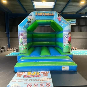 Reliable 0.55mm PVC Eco Friendly Inflatable Play Castle Blower 800kg Warranty for Birthday Party Backyard Family