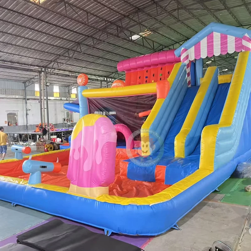 Kombinasi Bounce Inflatable Musim Panas dengan Seluncuran Kolam Permainan Komersial Inflatable dengan Dinding Pendakian