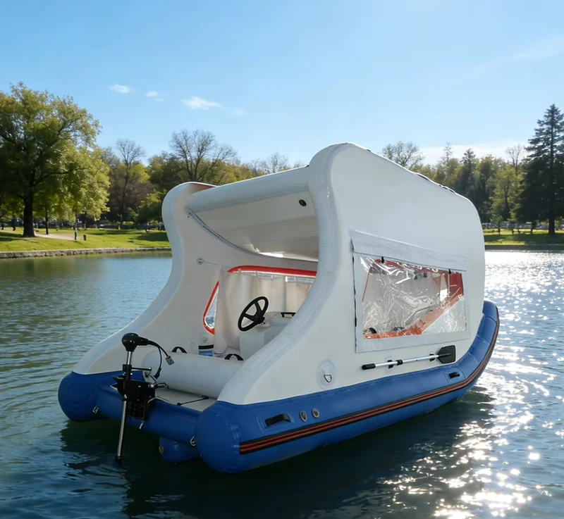 Yacht Tiup Air Kustom Besar untuk Pesta Luar Ruangan, Kapal Catamaran untuk Liburan dan Hiburan Luar Ruangan