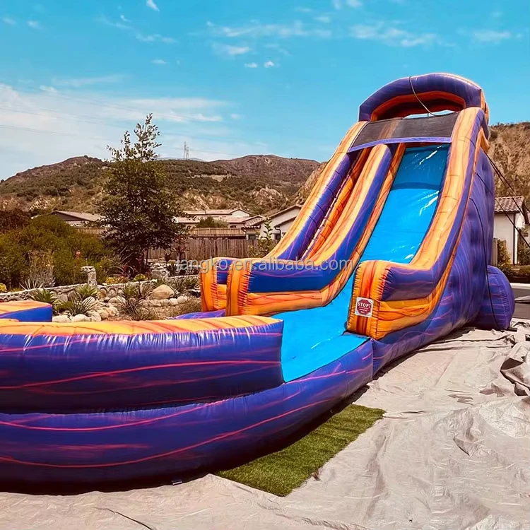 Scivolo d'acqua gonfiabile con piscina staccabile per bambini e adulti