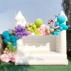 Rumah Lompat Inflatable Putih 4x4x3.5M, Kapasitas 300kg, untuk 4-6 Orang, Mudah Dipasang untuk Pernikahan & Penggunaan Komersial