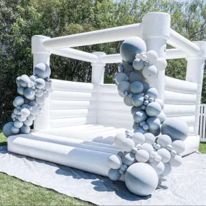 Sewa Kastil Trampolin Bouncy Rumah Pernikahan Inflatable Putih untuk Pesta Pernikahan dan Hiburan