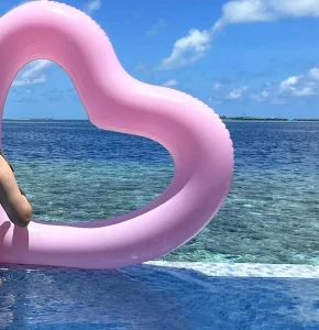 Women’s Adult Summer Beach Swimming Ring Heart Shaped Inflatable PVC Pool Float for Water Sports Fun