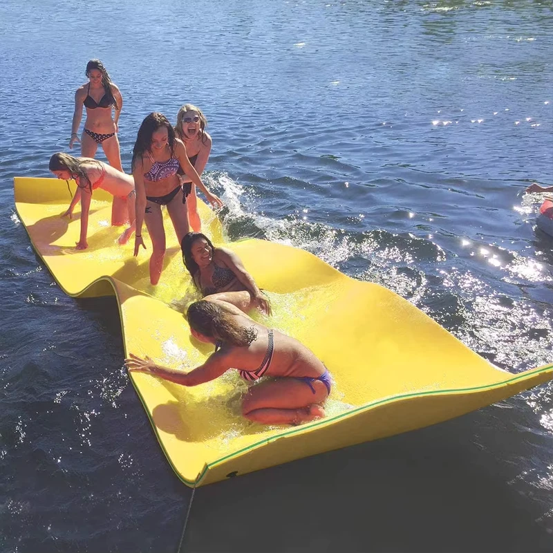 Colchoneta flotante de agua caliente de material Xpe para entretenimiento acuático